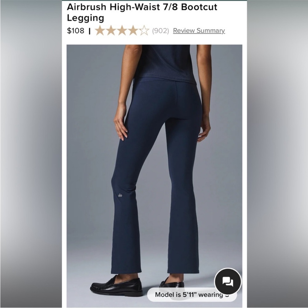 NWT, Alo Airbrush 7/8 Bootcut Leggings
White, XS